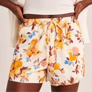 Abercrombie & Fitch Linen Blend Pull On Orange Floral Short Size S